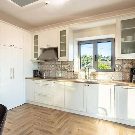 Mediterranean Dream - Unwind In Luxury Oasis
