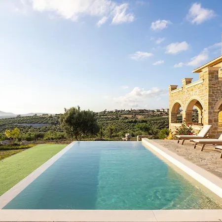 Mediterranean Dream - Unwind In Luxury Oasis Villa *